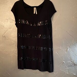 Kische Black Sequin Short Sleeve Top
